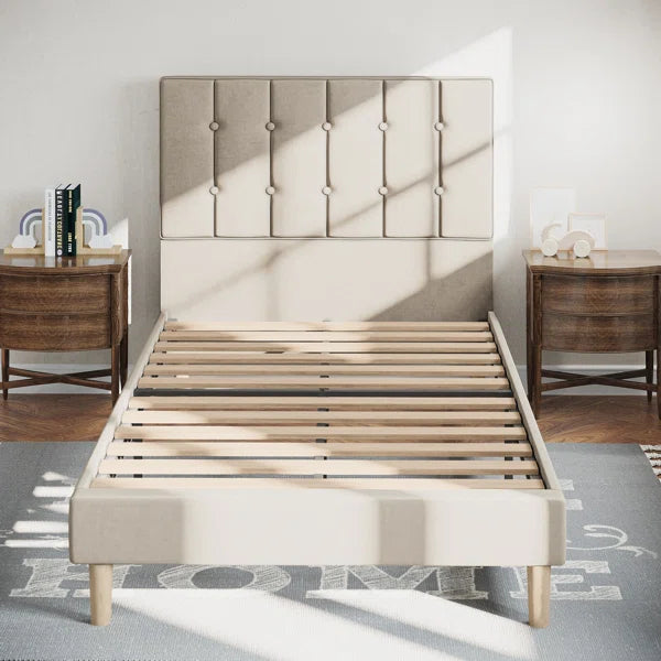 Divan Bed: Gurit Upholstered Bed