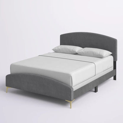 Queen Size Bed: Standard Queen Size Bed