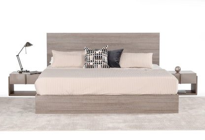 Bedroom Set: Modern Oak Bedroom Set