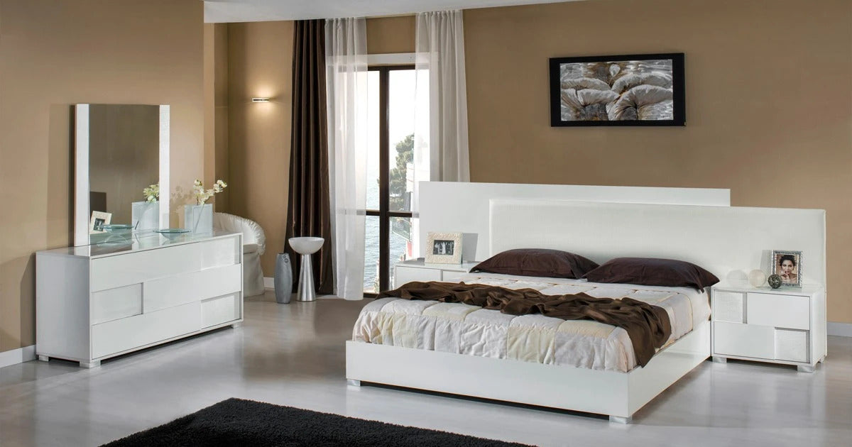 Bedroom Set : Modern White Bedroom Set