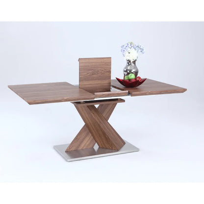 Breakfast Table: Butterfly Leaf Extendable Dining Set