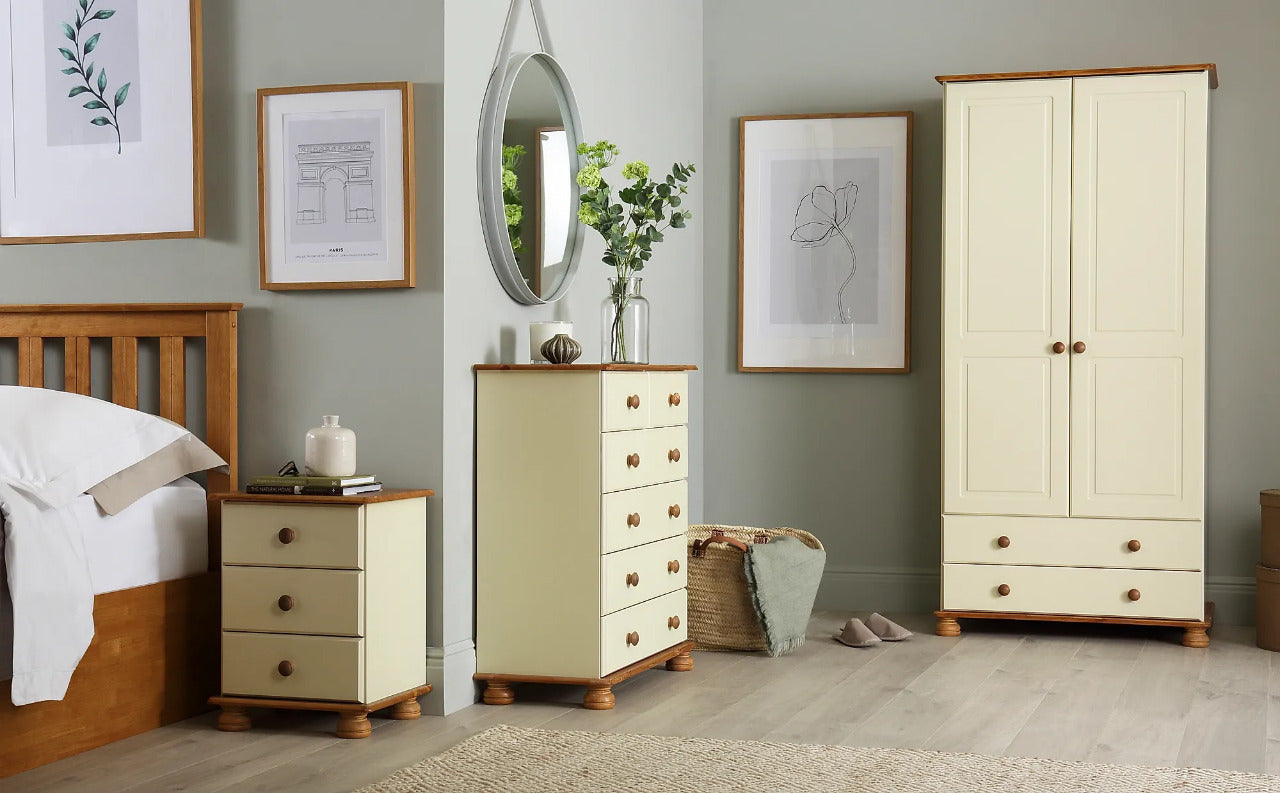 Chest Of Drawers: Cream and Pine 6 Drawer Chest of Drawers