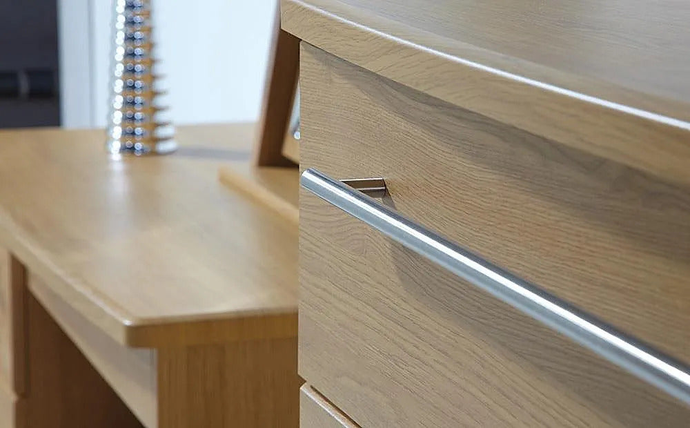 Chest Of Drawers: Modern Oak Midi 6 Drawer