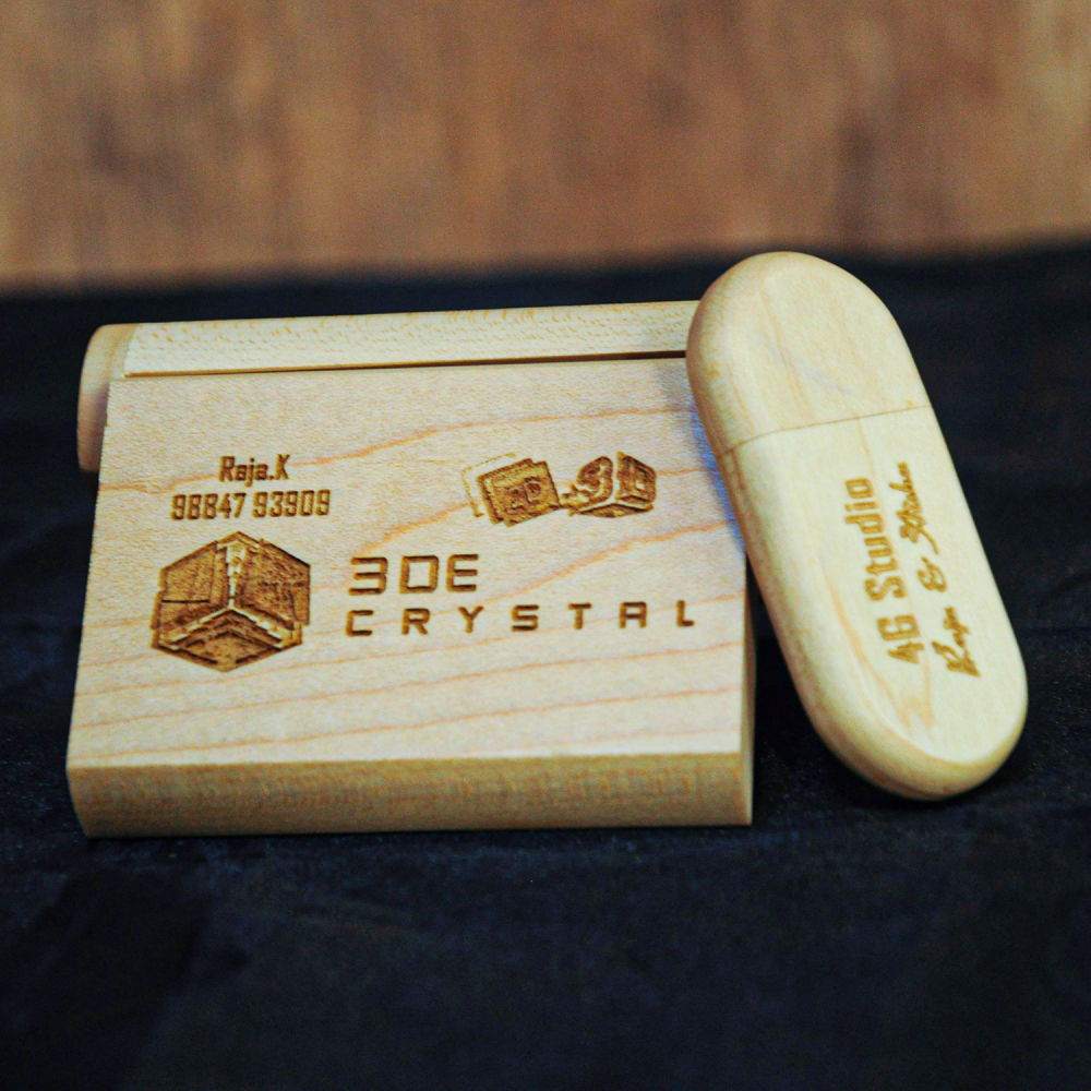 Home Decor : Wooden Pendrive with Box Engraving