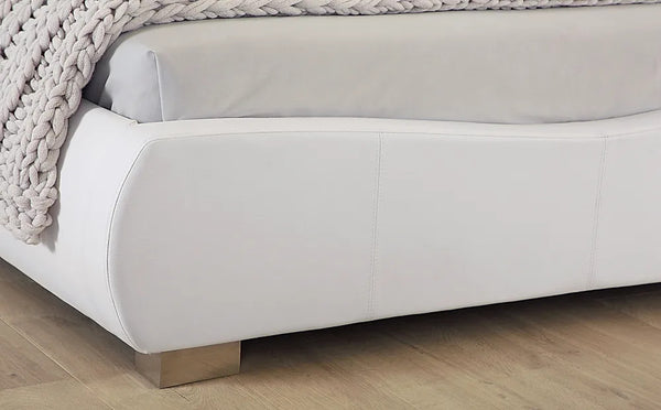 King Size Bed: Dorato White Leatherette King Size Double Bed