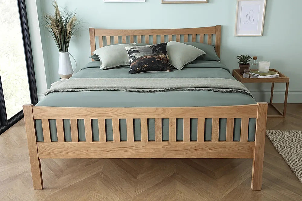 King Size Bed: Solid Oak Wooden King Size Double Bed