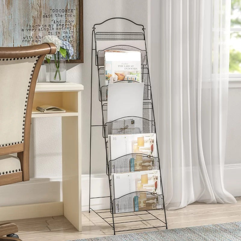 Magazine Racks: Metal Magazine Racks