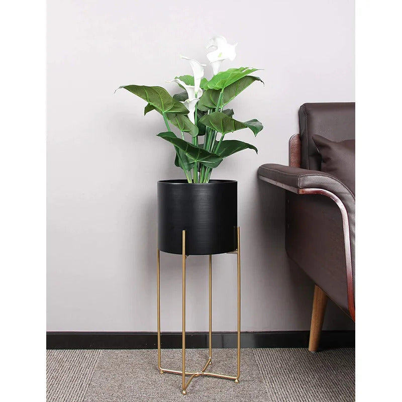 Plant Stand: Round Nesting Plant Stand
