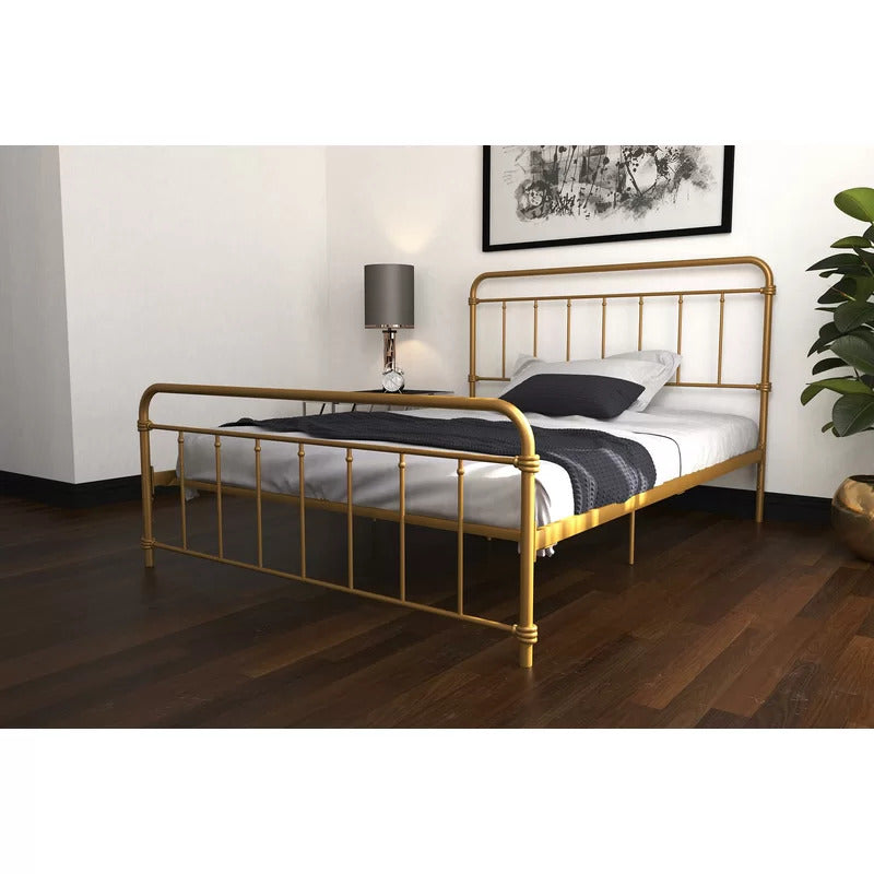 Queen Size Bed : Platform Bed
