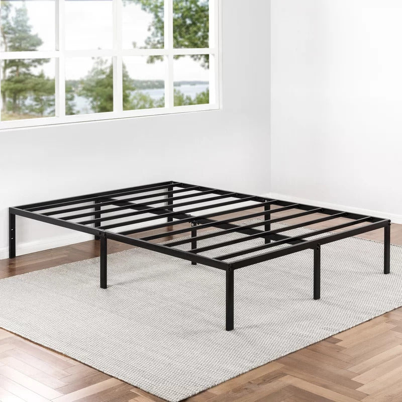 Queen Size Bed : Thoms Bed Frame