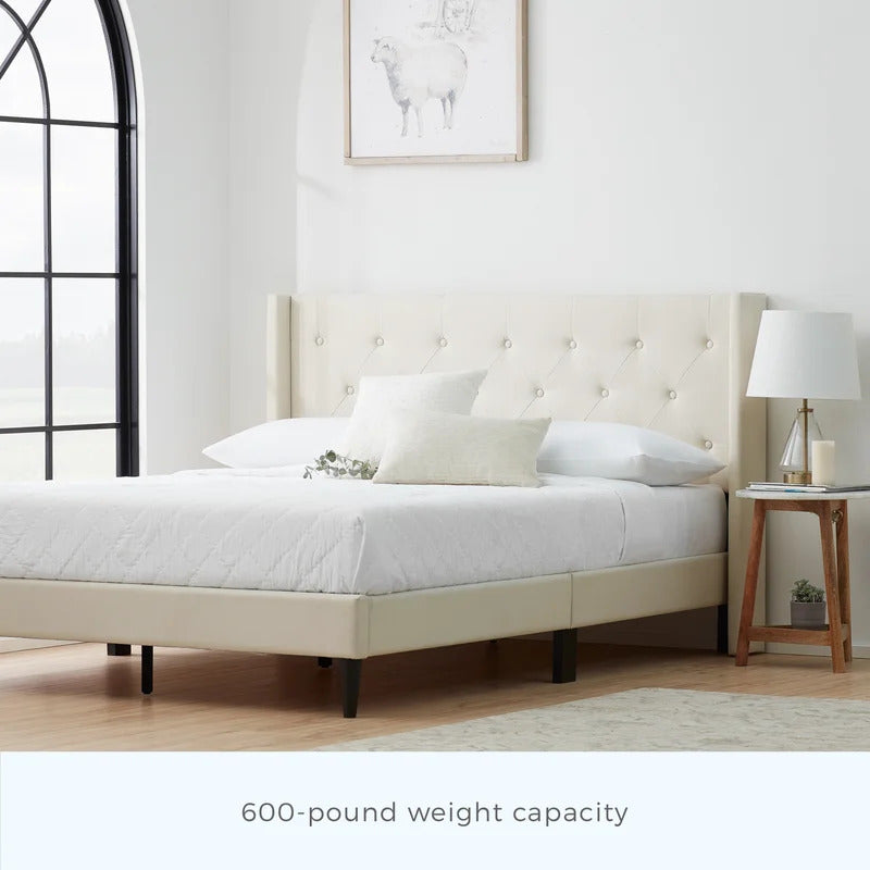 Queen Size Bed : Tufted Upholstered e Platform BedQueen Size Bed : Tufted Upholstered e Platform Bed