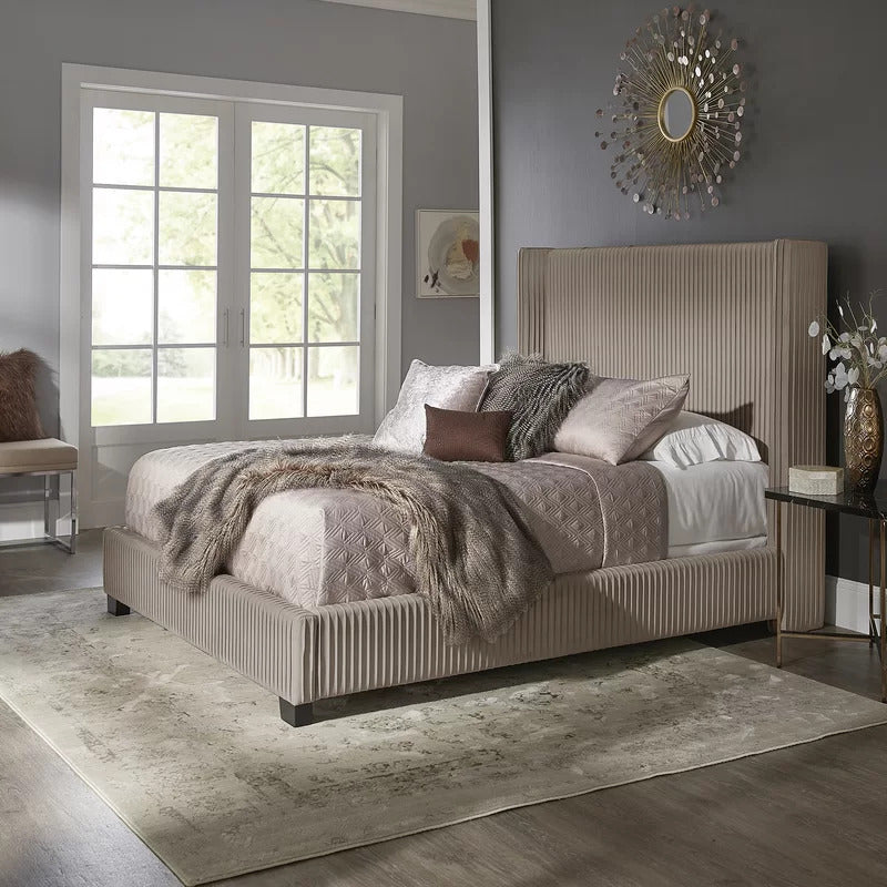 Queen Size Bed : Upholstered Standard Bed