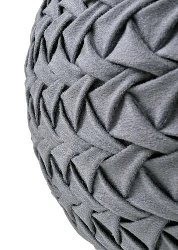 Pouffe: Smocking Pouffe