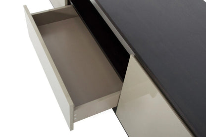 TV Stand: GIVY Modern TV Stand