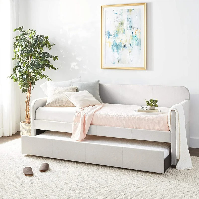 Trundle Bed: Twin Daybed with Trundle